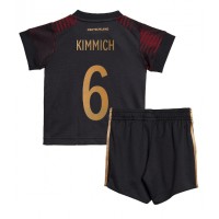 Otroški Nogometni dresi Nemčija Joshua Kimmich #6 Gostujoči SP 2022 Kratek Rokav (+ Kratke hlače)